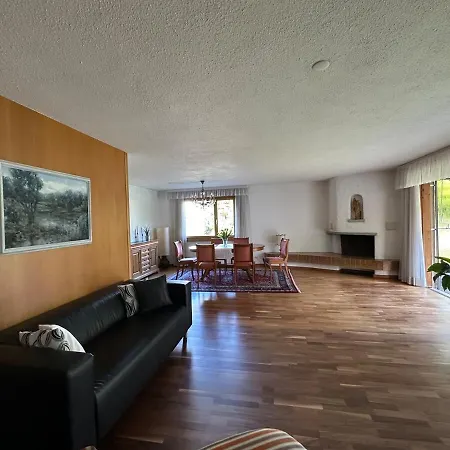 Rose - Einfamilienhaus بيت للعطل *