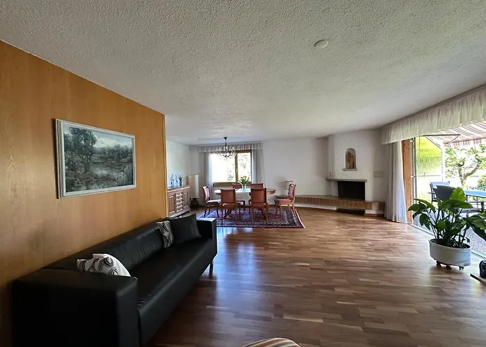 Rose - Einfamilienhaus 度假居 *