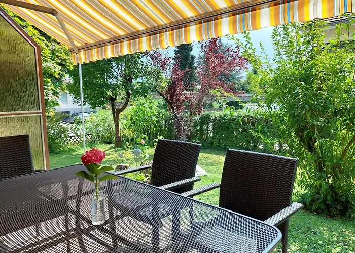 Rose - Einfamilienhaus 因特拉肯